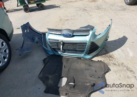 2012 Ford Focus Se z USA, uszkodzony, nr VIN 1FAHP3F25CL269578